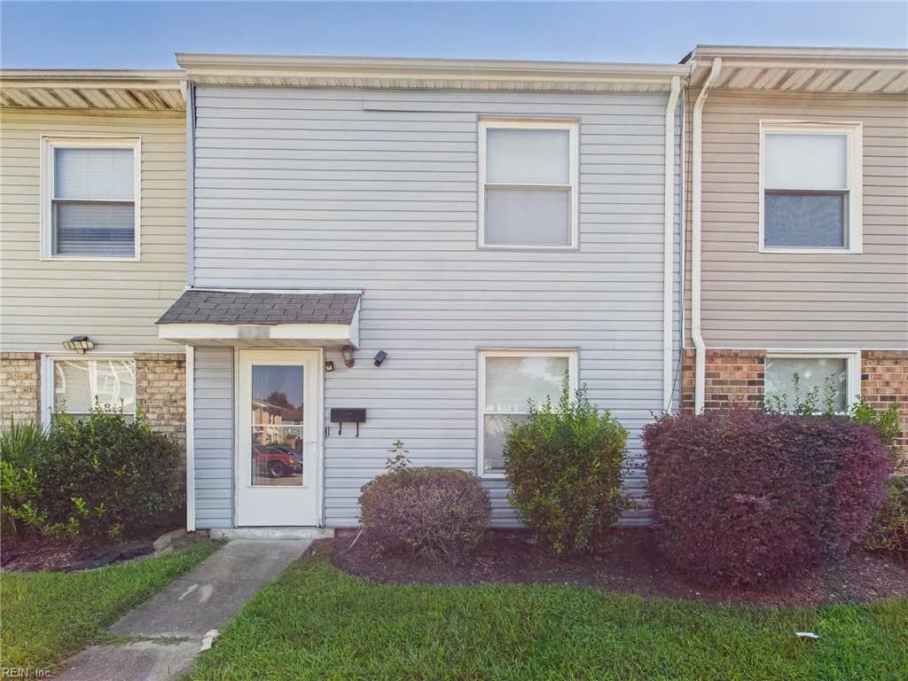 4524 Greenwood DR, PORTSMOUTH VA 23701 - Main photo
