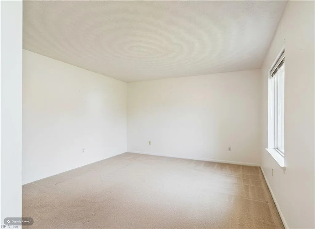 4524 Greenwood DR, PORTSMOUTH VA 23701 - Photo 4