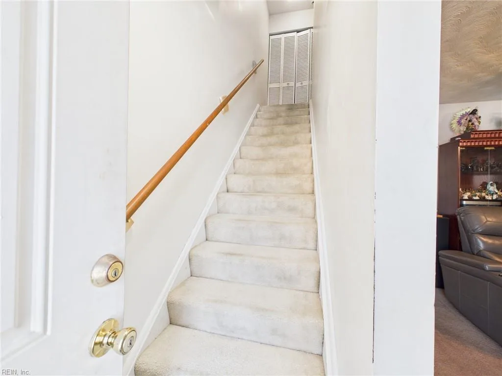 4524 Greenwood DR, PORTSMOUTH VA 23701 - Photo 5