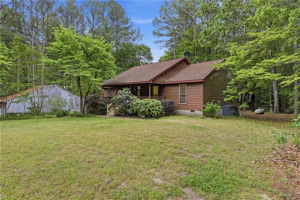 15535 Strawberry Plains RD, IVOR VA 23866