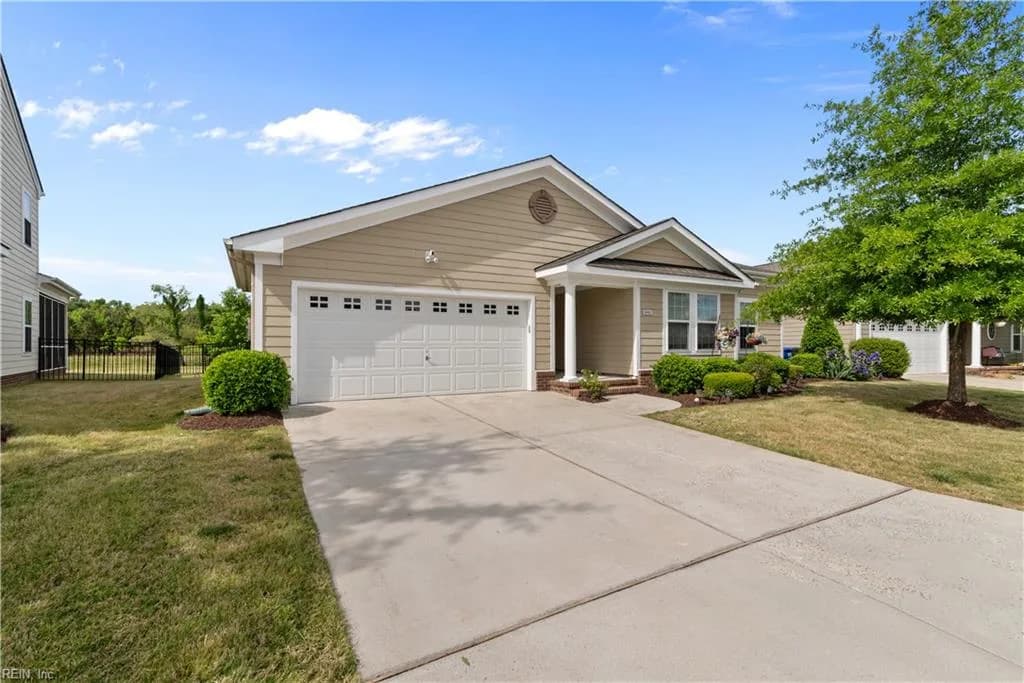 5042 Kings Grant CIR, SUFFOLK VA 23434 - Photo 2