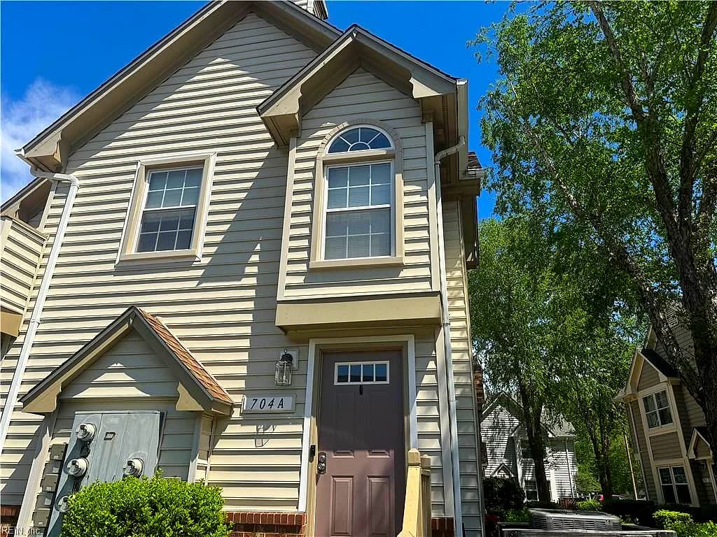704 Nottoway River CT #A, CHESAPEAKE VA 23320 - Main photo