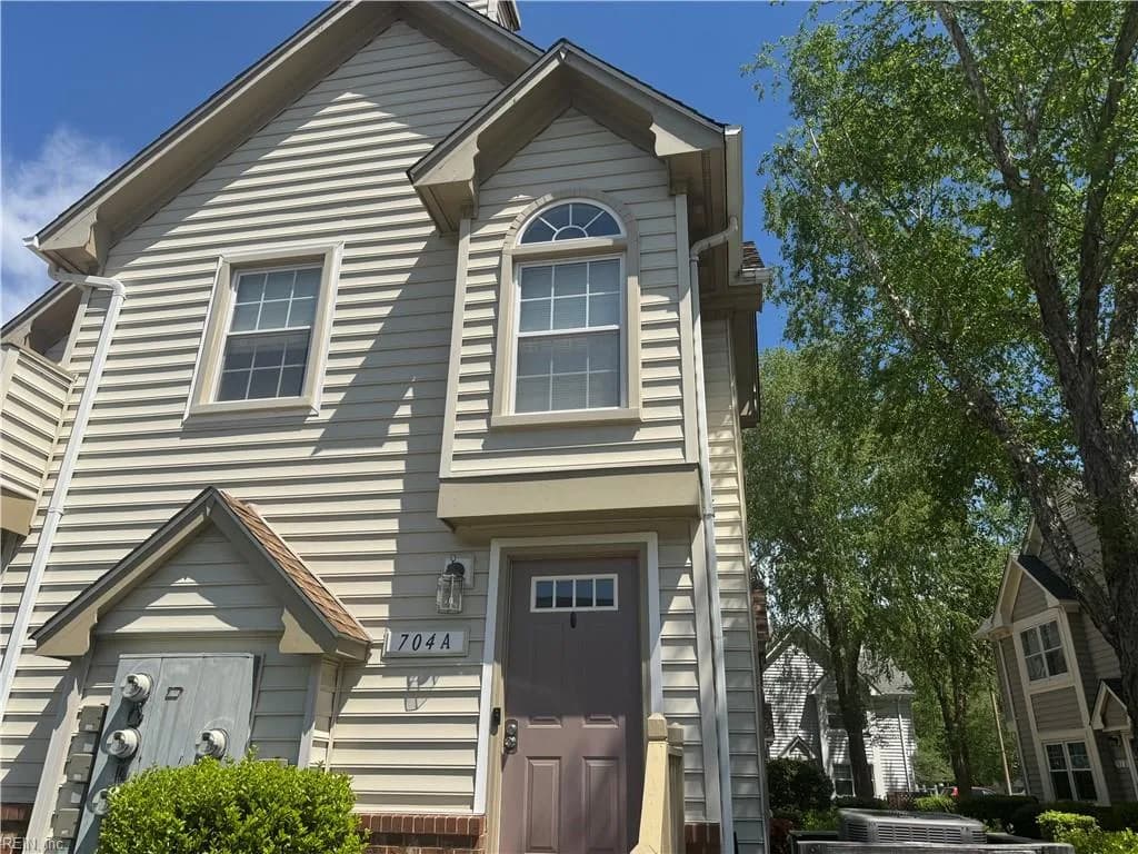 704 Nottoway River CT #A, CHESAPEAKE VA 23320 - Photo 2