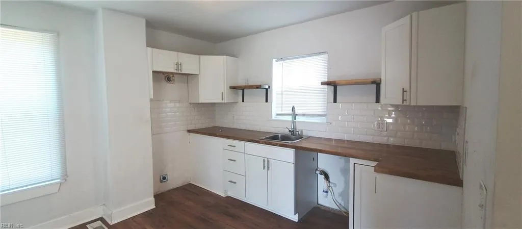2222 PEARL ST, PORTSMOUTH VA 23704 - Photo 4