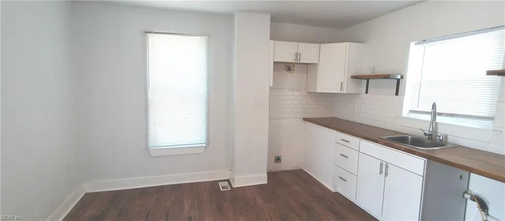 2222 PEARL ST, PORTSMOUTH VA 23704 - Photo 5
