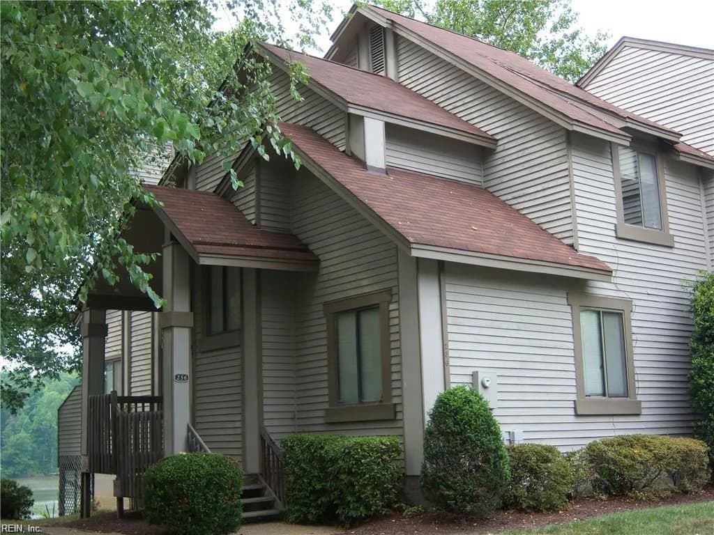 256 Misty Point LN, NEWPORTNEWS VA 23603 - Photo 4