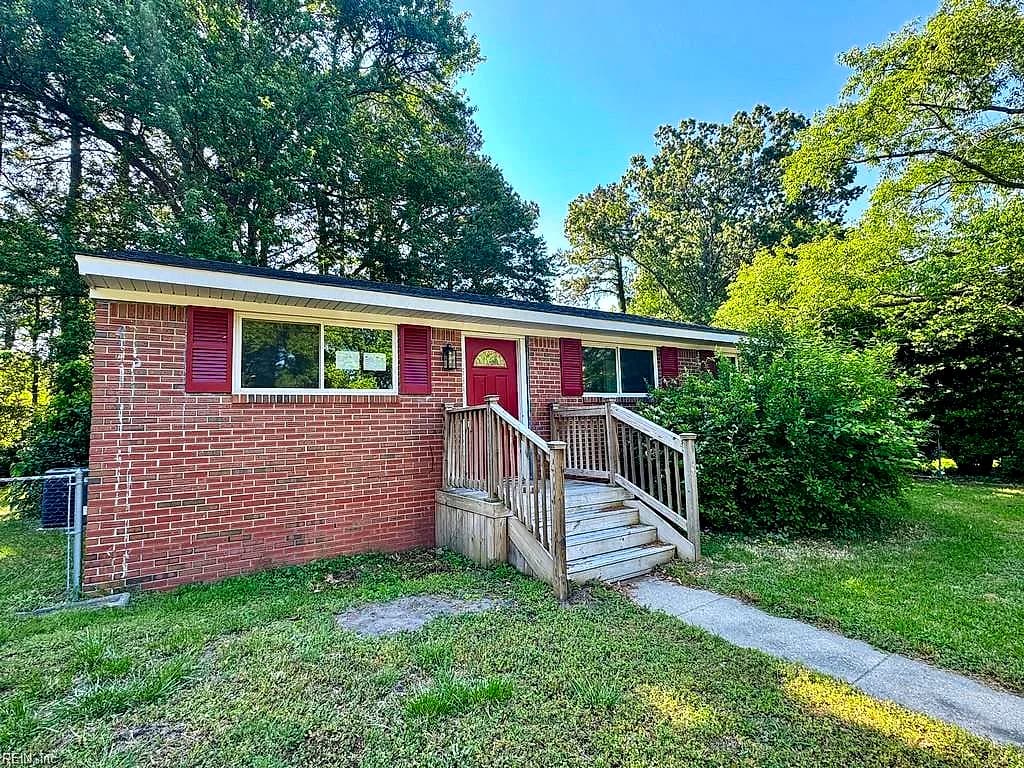 533 McLean ST, PORTSMOUTH VA 23701 - Photo 2