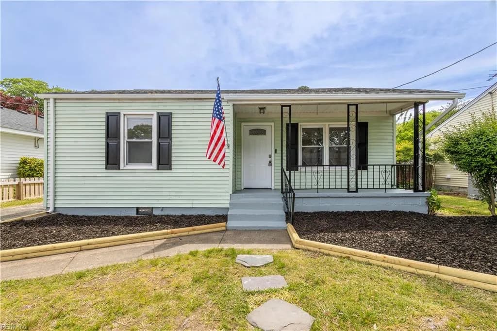 1302 Willow AVE, CHESAPEAKE VA 23325 - Photo 4
