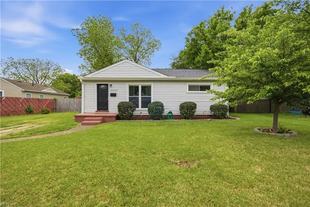 2209 Tarrallton DR, Norfolk — 3 bed Residential, 916 sqft