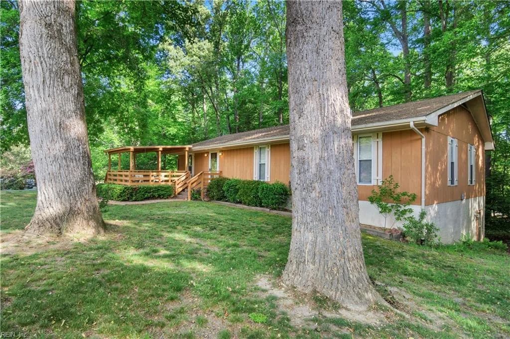 134 Tanbark LN, WILLIAMSBURG VA 23188 - Photo 3