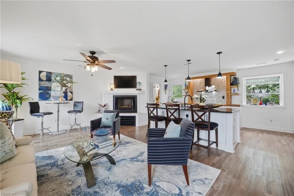 1262 W Ocean View AVE #7, NORFOLK VA 23503 - Photo 2