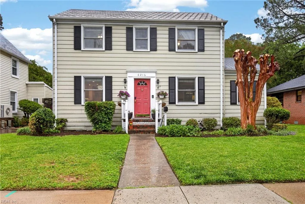6216 Powhatan AVE, Norfolk — 4 bed Residential, 2,200 sqft