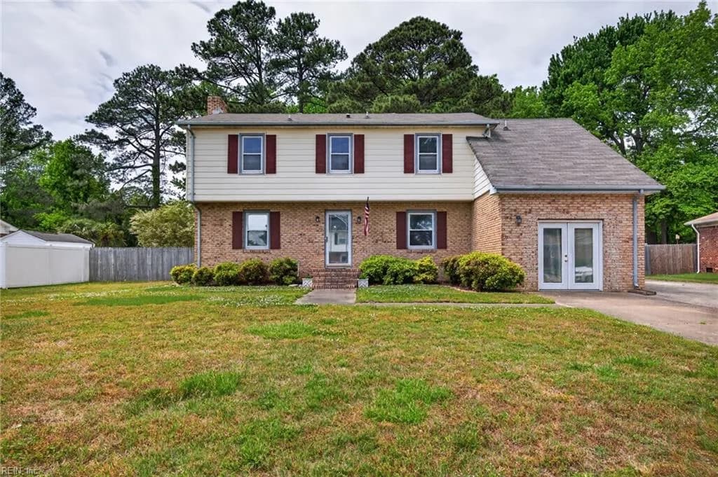 2904 Sir Walter CRES, CHESAPEAKE VA 23321 - Main photo