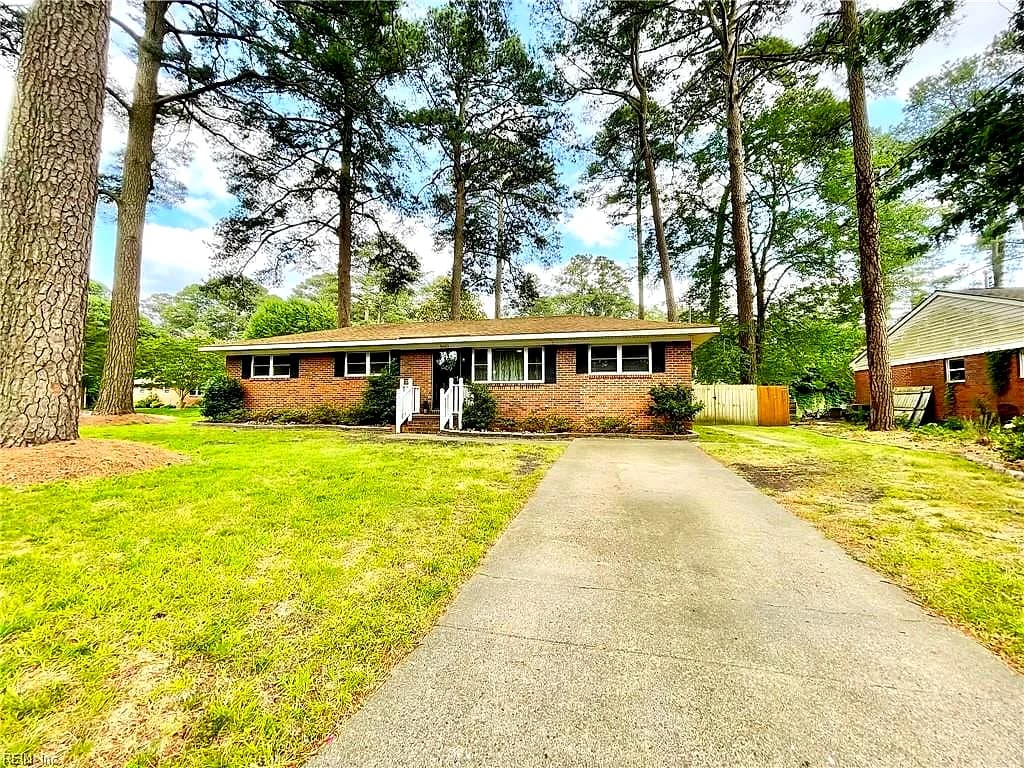 5601 Sedgemoor RD, VIRGINIA BEACH VA 23455 - Photo 2