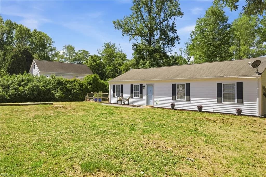 81 Easy ST, DUTTON VA 23050 - Photo 3