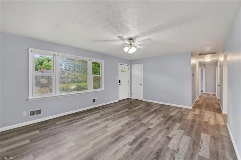 601 Rock DR, CHESAPEAKE VA 23323 - Photo 4