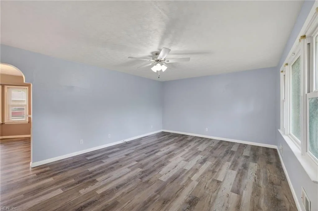 601 Rock DR, CHESAPEAKE VA 23323 - Photo 5