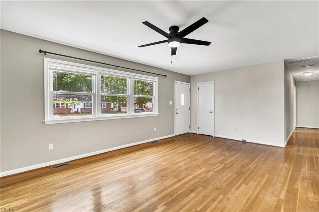 59 Buffalo DR, HAMPTON VA 23664 - Photo 5