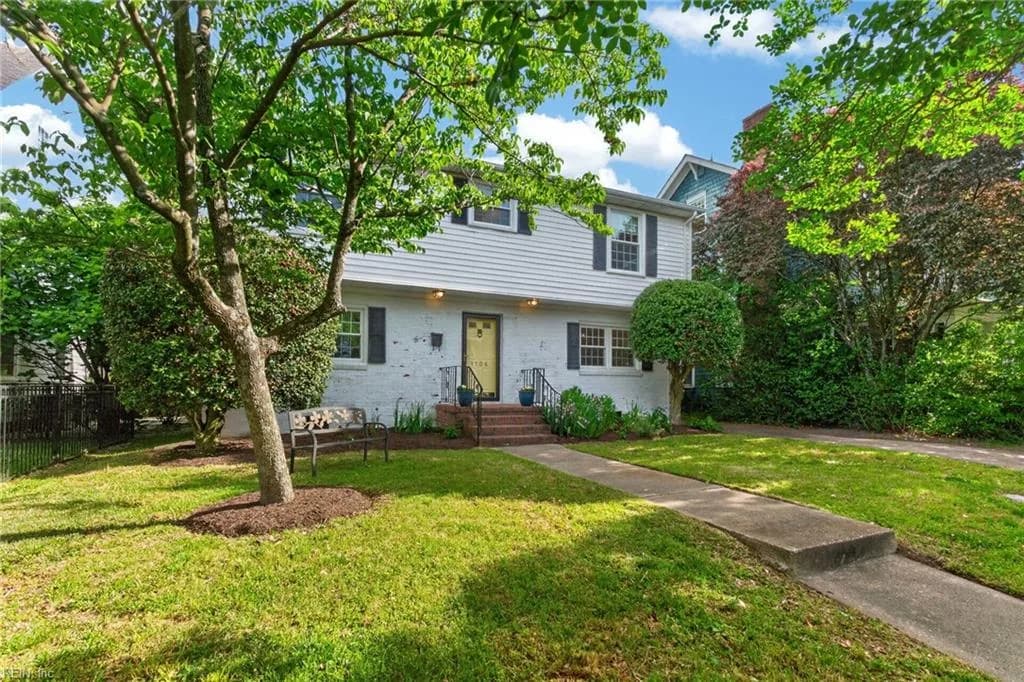 1106 Jamestown CRES, NORFOLK VA 23508 - Photo 3
