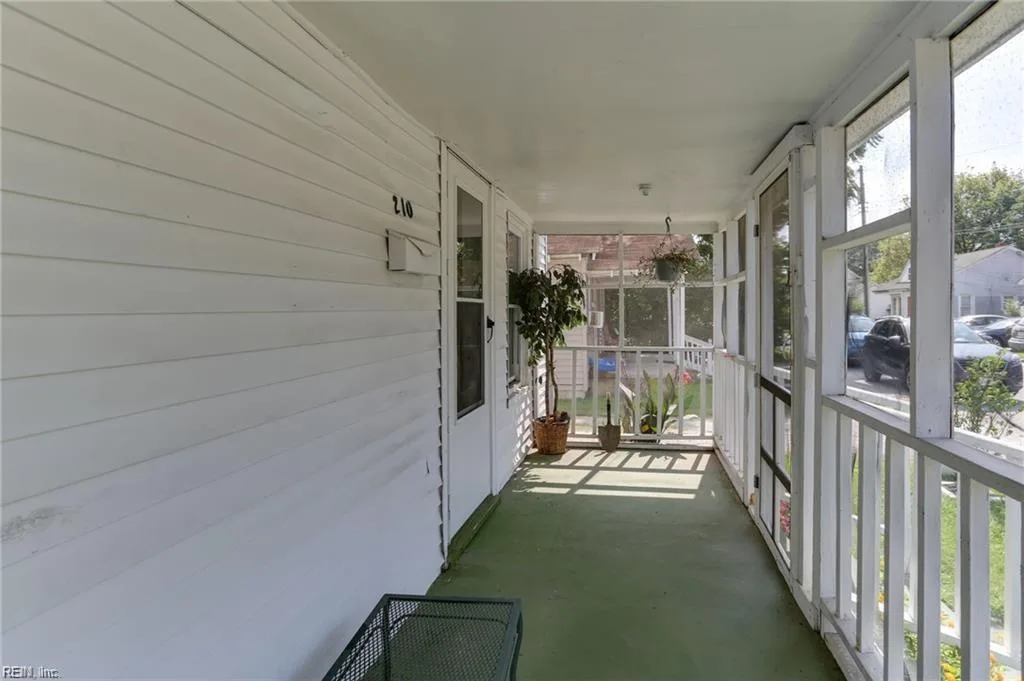 210 Baker ST, SUFFOLK VA 23434 - Photo 4