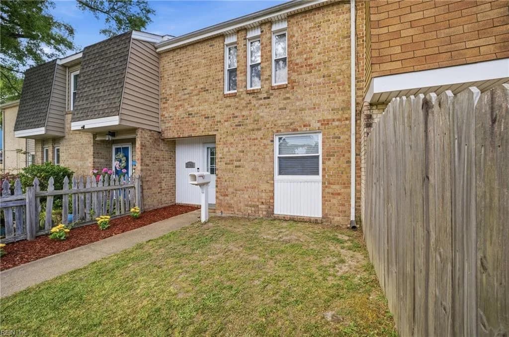 5704 Colter CT, VIRGINIABEACH VA 23462 - Photo 4