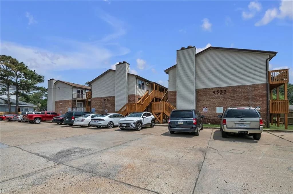 9532 5th Bay ST #C, NORFOLK VA 23518 - Photo 3