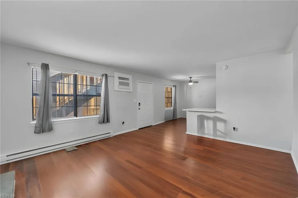 9532 5th Bay ST #C, NORFOLK VA 23518 - Photo 5