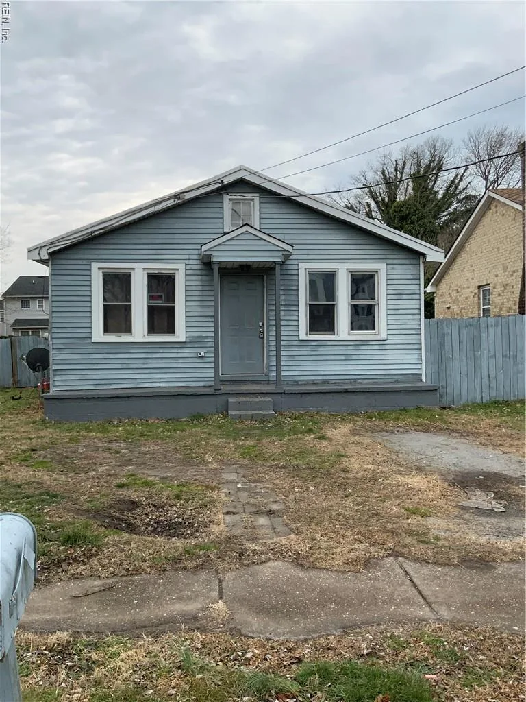 7417 Evelyn T Butts AVE, NORFOLK VA 23513