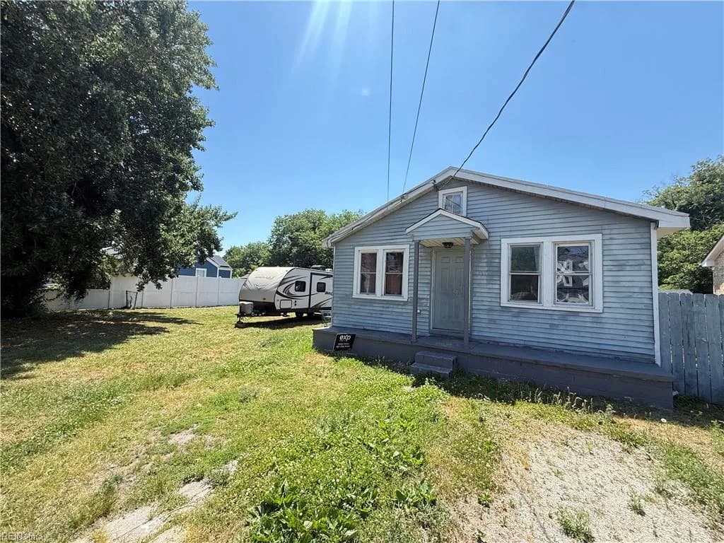 7417 Evelyn T Butts AVE, NORFOLK VA 23513 - Photo 2