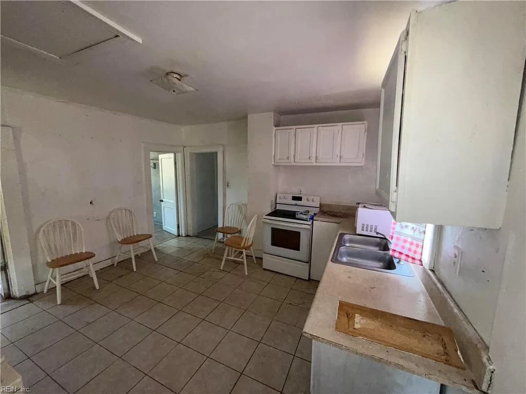 7417 Evelyn T Butts AVE, NORFOLK VA 23513 - Photo 5