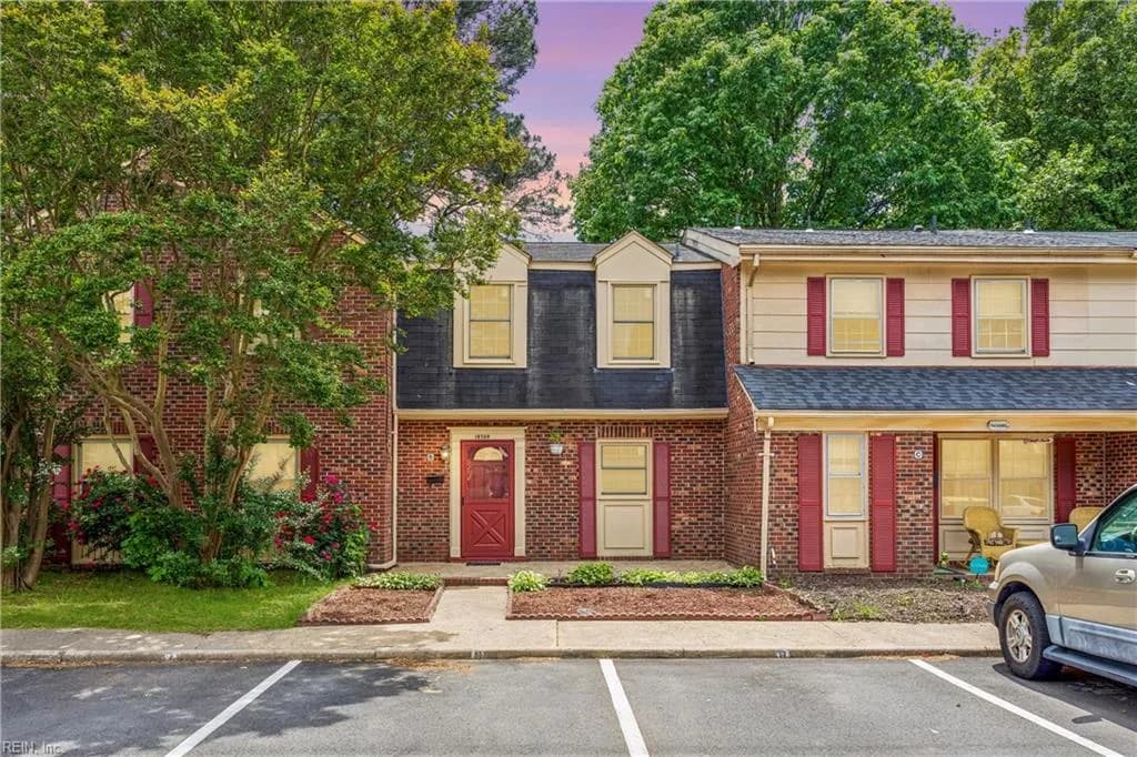 14569 Old Courthouse WAY #B, NEWPORTNEWS VA 23608 - Main photo