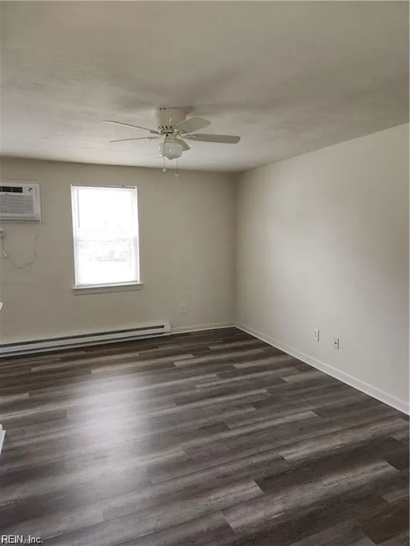 4505 Cape Henry AVE, NORFOLK VA 23513 - Photo 5