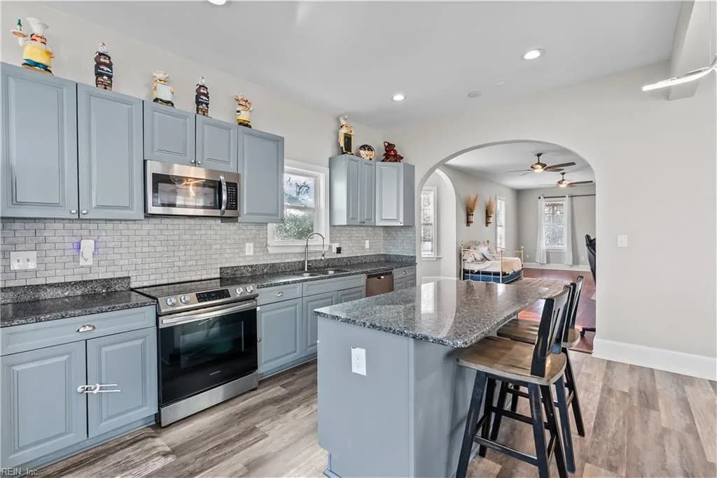 421 E Pembroke AVE, HAMPTON VA 23669 - Photo 5