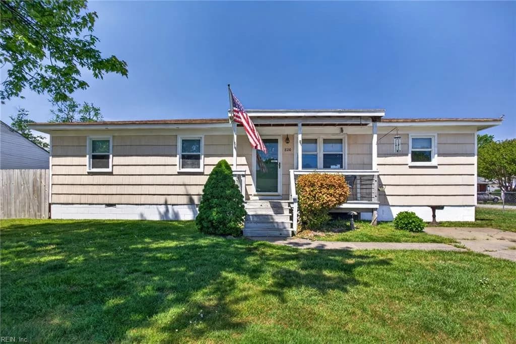 820 Henry AVE, CHESAPEAKE VA 23323 - Main photo