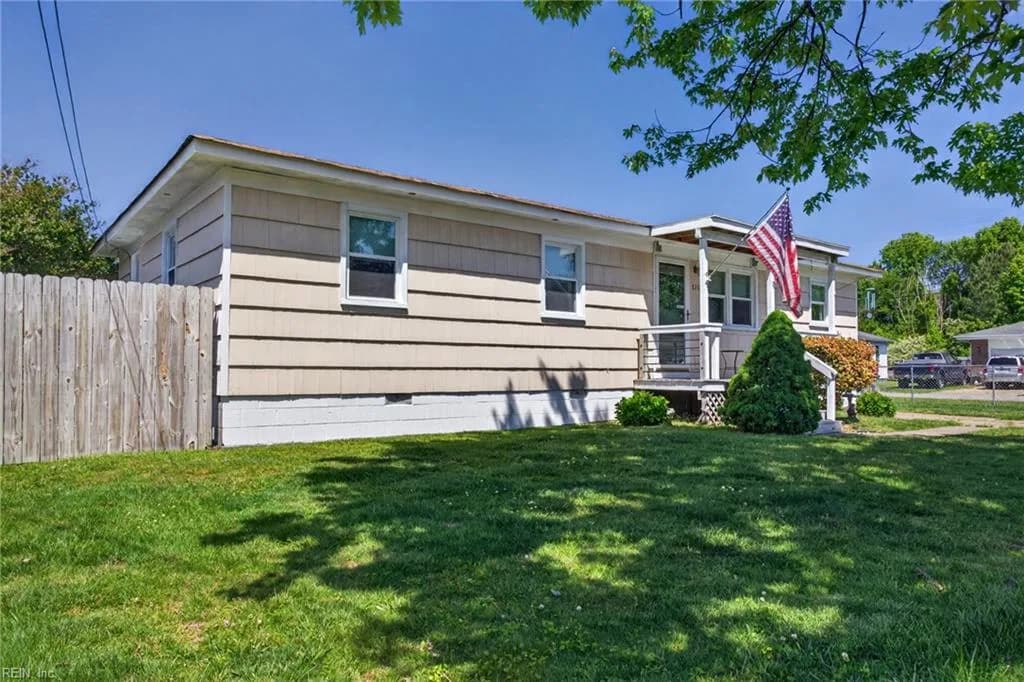 820 Henry AVE, CHESAPEAKE VA 23323 - Photo 4