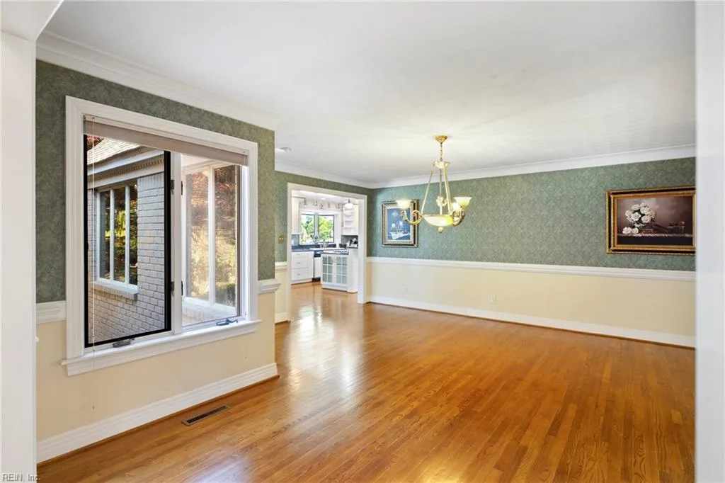 1216 Lawrence Grey DR, VIRGINIABEACH VA 23455 - Photo 5