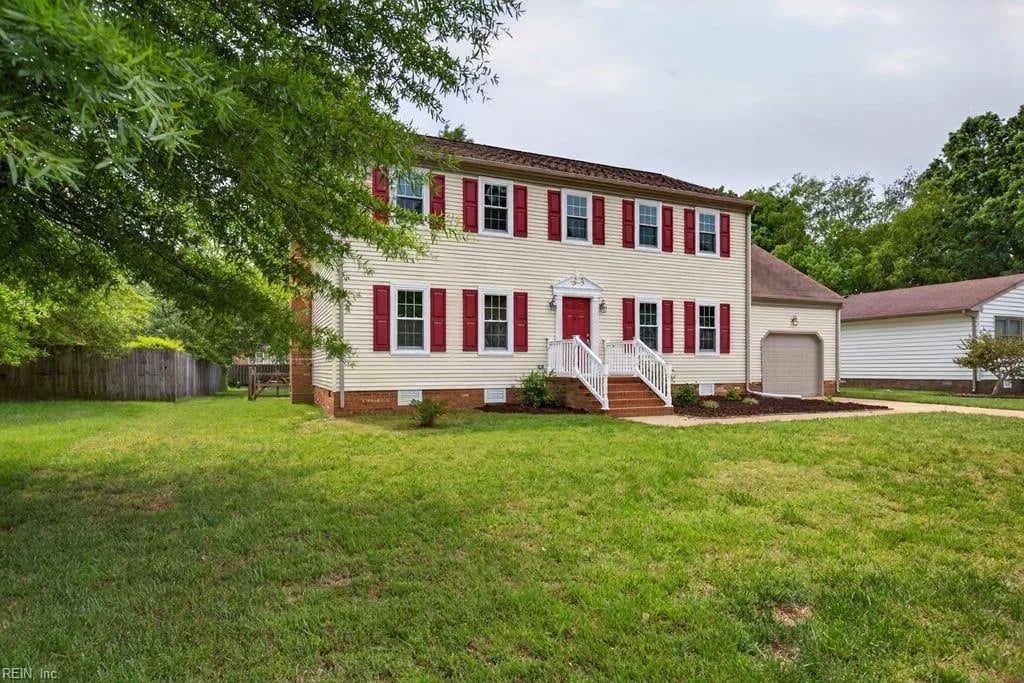 220 Drummonds WAY, HAMPTON VA 23669