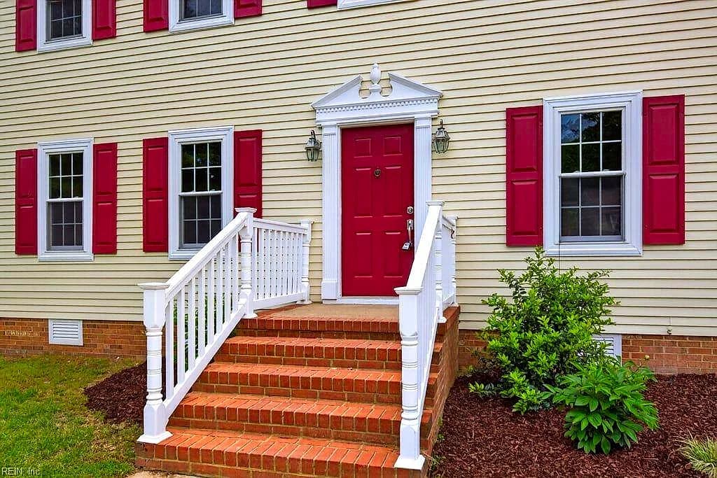 220 Drummonds WAY, HAMPTON VA 23669 - Photo 3