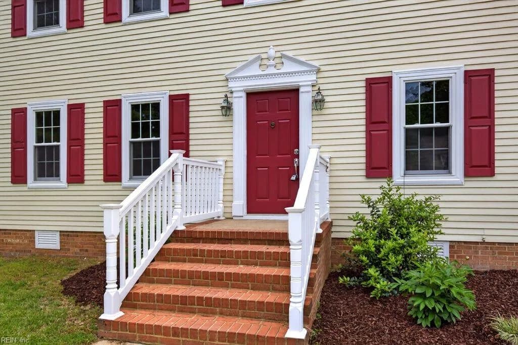 220 Drummonds WAY, HAMPTON VA 23669 - Photo 3