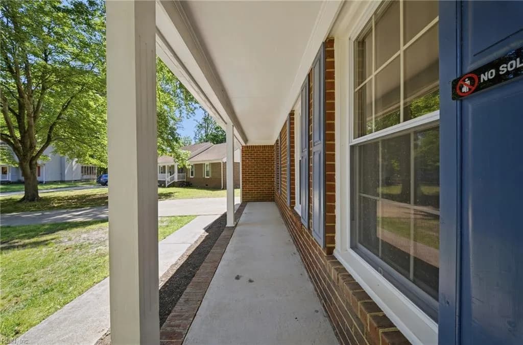 417 Saddle CT, CHESAPEAKE VA 23323 - Photo 5