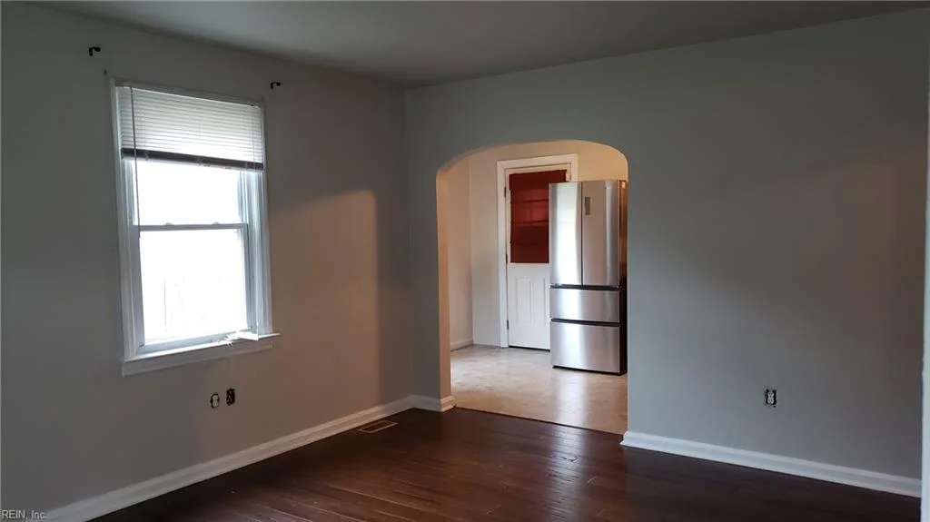 324 E Leicester AVE, NORFOLK VA 23503 - Photo 3