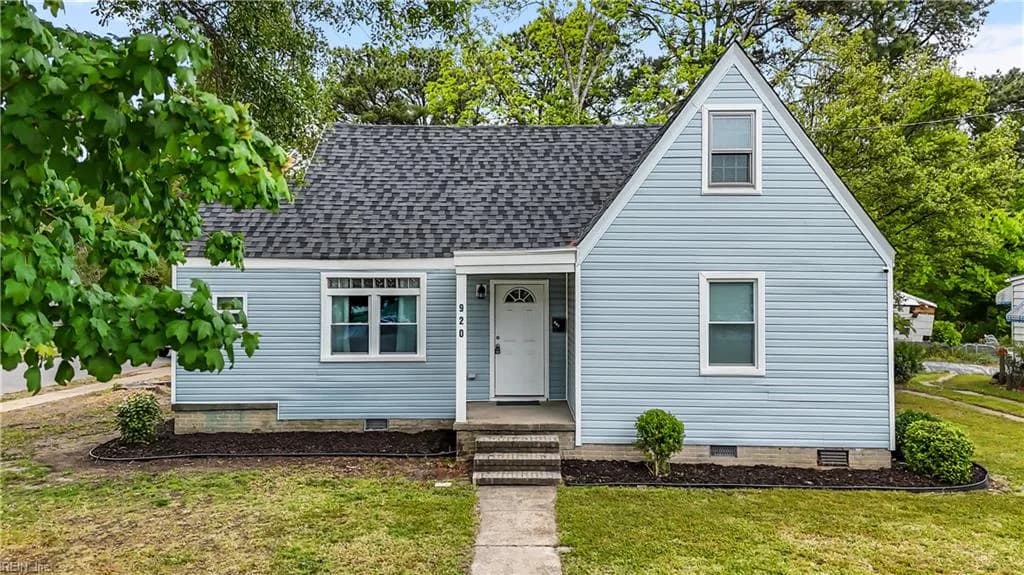 920 Widgeon RD, NORFOLK VA 23513 - Main photo