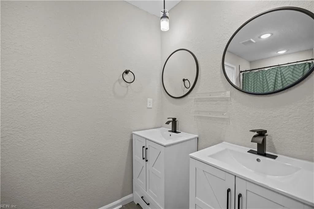 920 Widgeon RD, NORFOLK VA 23513 - Photo 5
