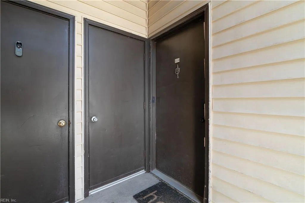 224 Pacific DR #8, HAMPTON VA 23666 - Photo 5