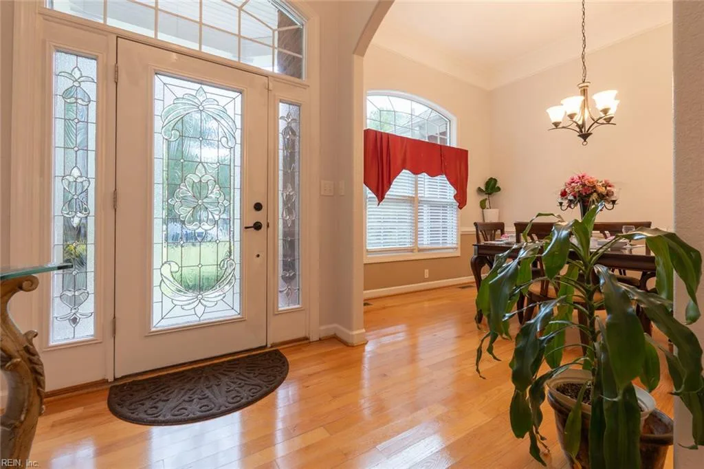 732 Washington DR, CHESAPEAKE VA 23322 - Photo 4
