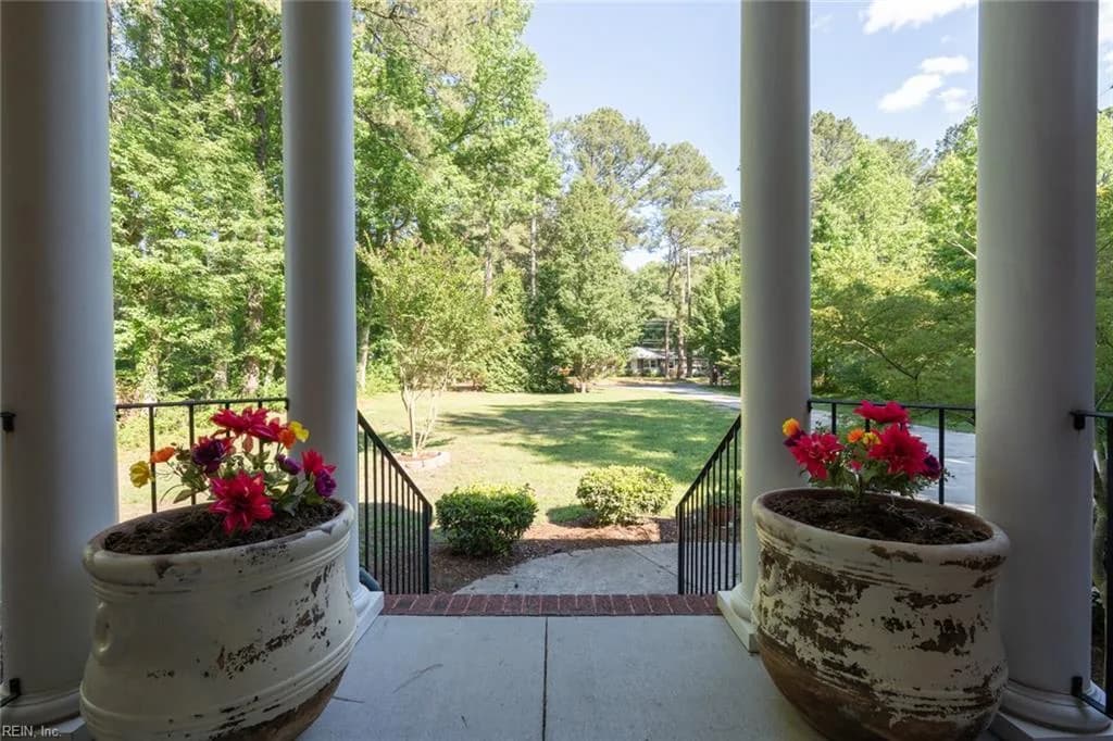 732 Washington DR, CHESAPEAKE VA 23322 - Photo 4