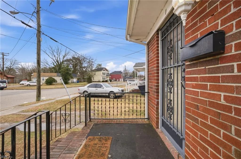 1 Shelby ST, PORTSMOUTH VA 23701 - Photo 4
