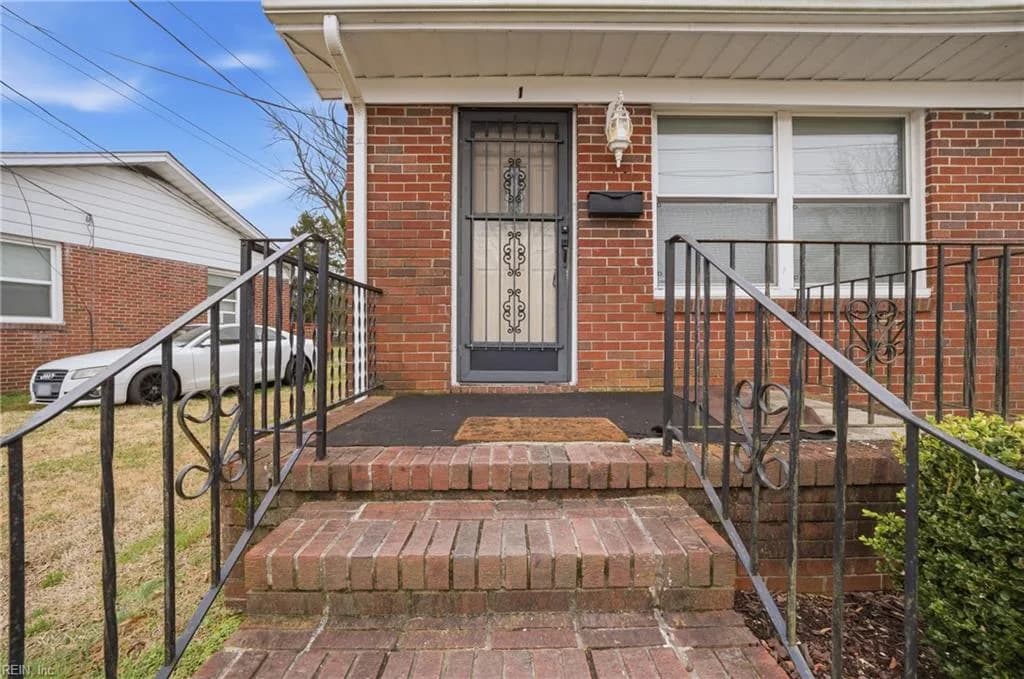 1 Shelby ST, PORTSMOUTH VA 23701 - Photo 5