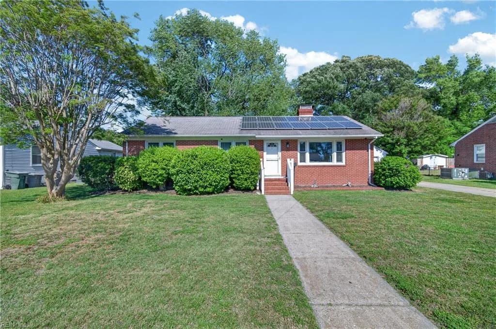 20 Briar DR, HAMPTON VA 23661 - Photo 4