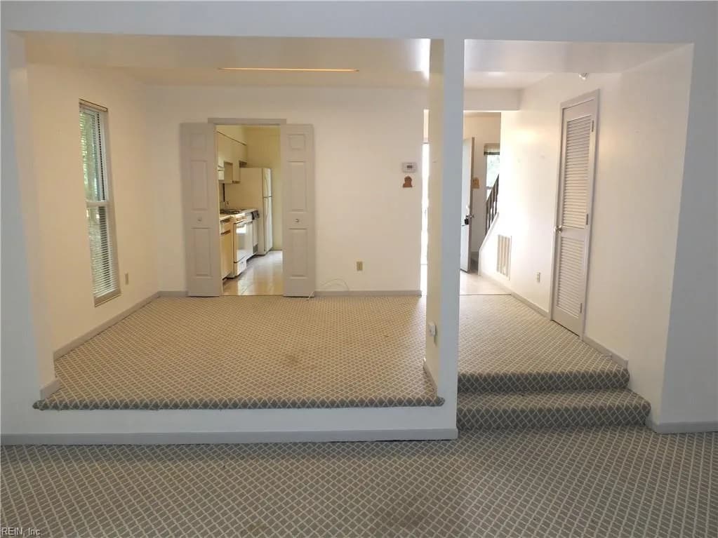 9747 Groundhog DR, RICHMOND VA 23235 - Photo 5